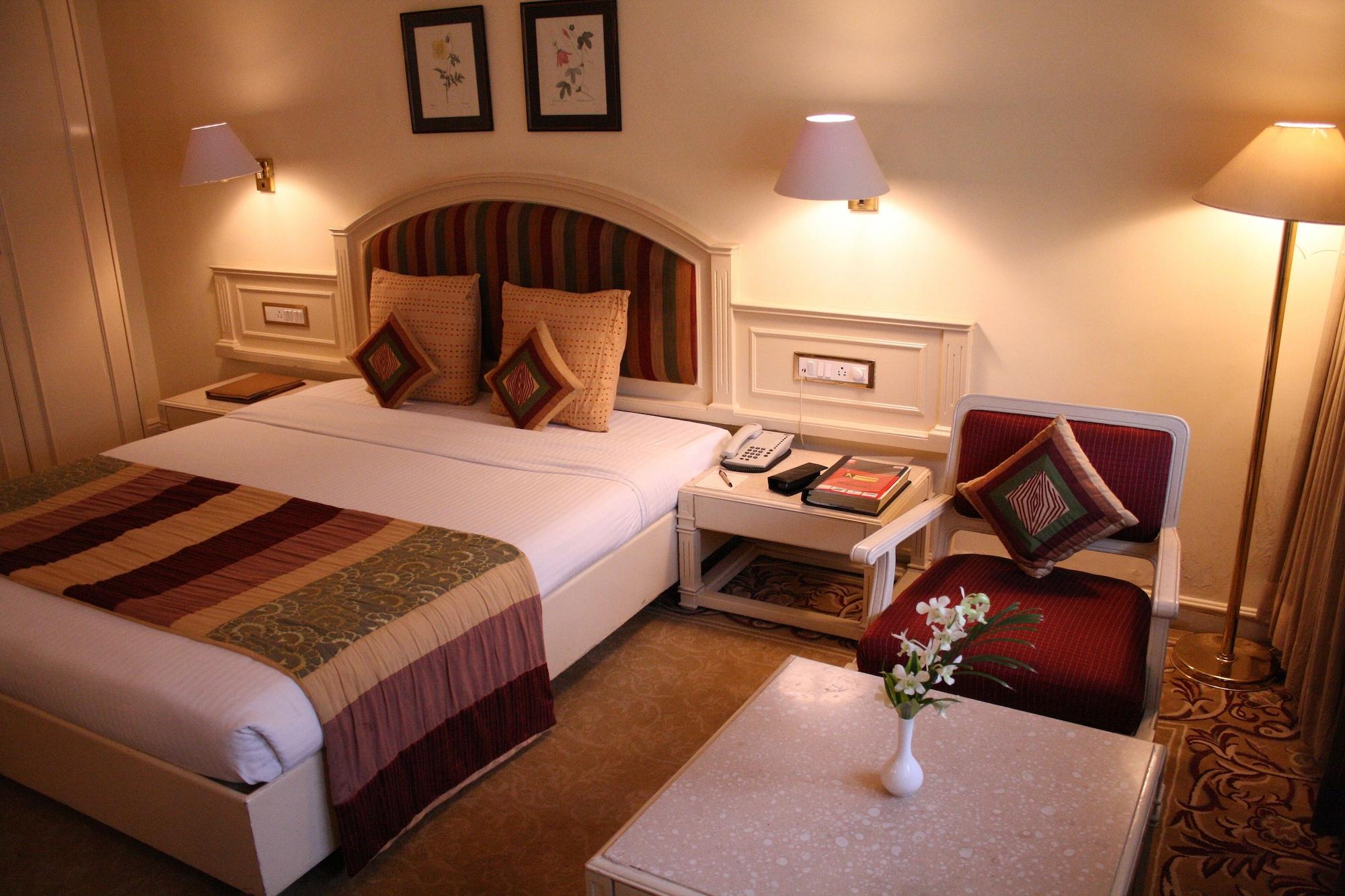 Hotel Bawa International Mumbai Exteriör bild