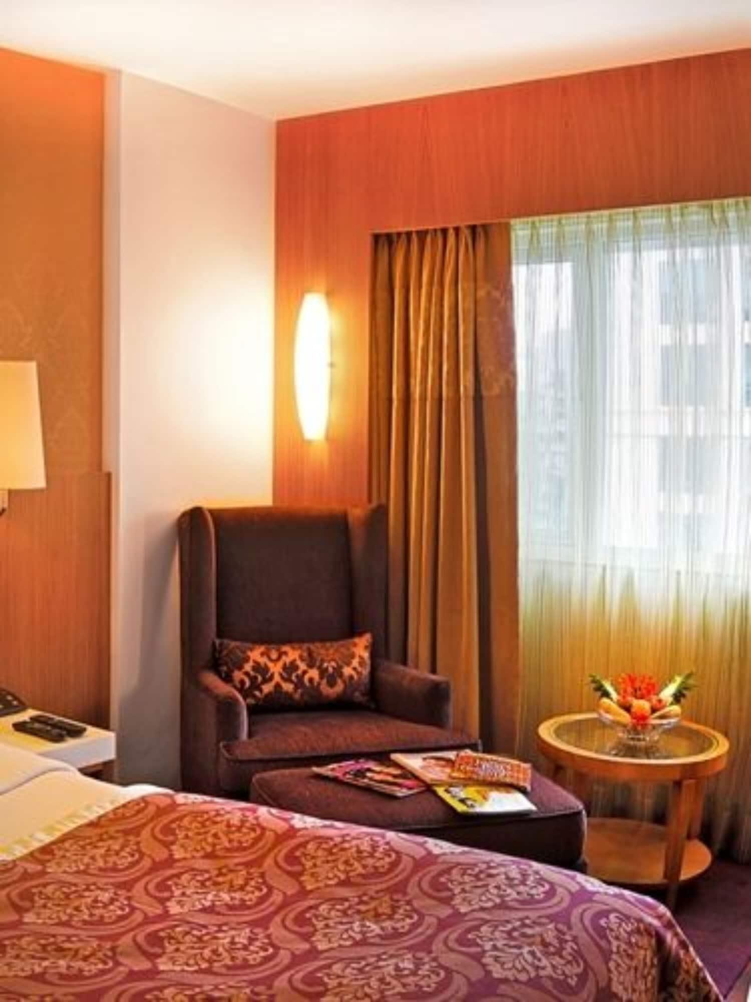 Hotel Bawa International Mumbai Exteriör bild