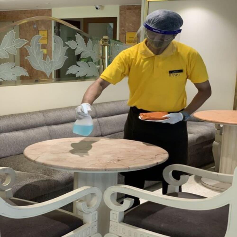 Hotel Bawa International Mumbai Exteriör bild