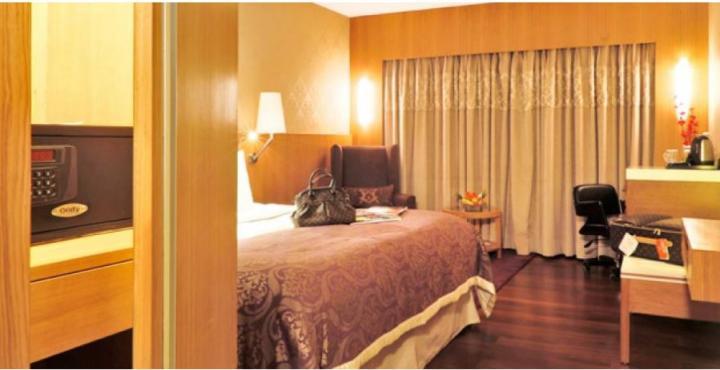 Hotel Bawa International Mumbai Exteriör bild