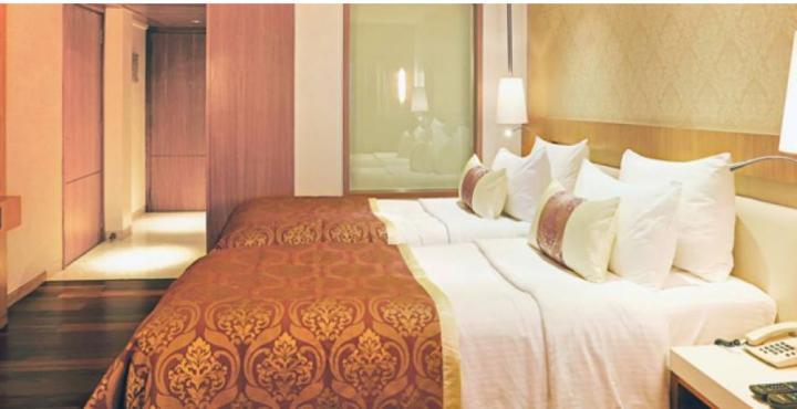 Hotel Bawa International Mumbai Exteriör bild