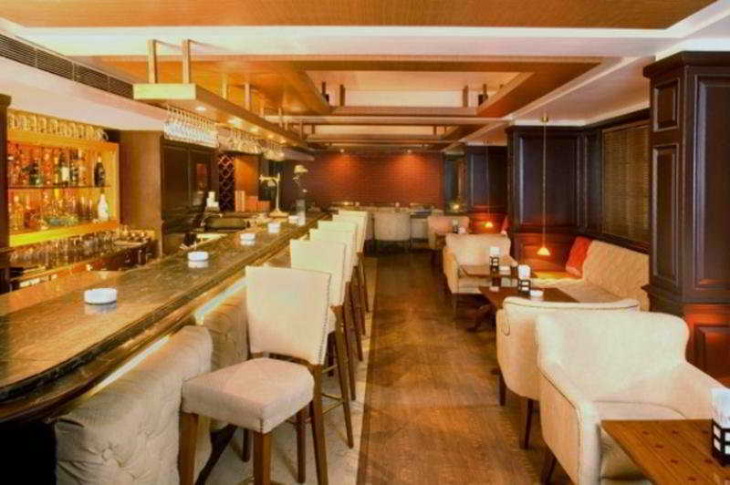 Hotel Bawa International Mumbai Exteriör bild