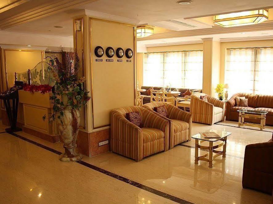Hotel Bawa International Mumbai Exteriör bild